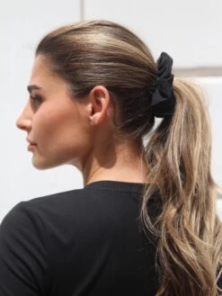 Blakely Scrunchie - Black 8 Blakely Scrunchie - Black -Blakely Clothing Store H11Black 04D