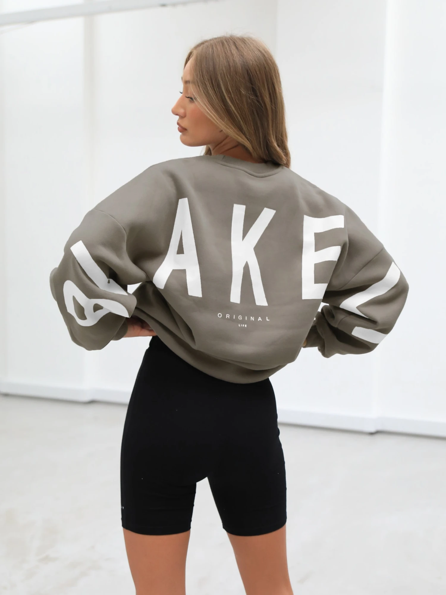 Isabel Oversized Jumper - Safari Green 4 Isabel Oversized Jumper - Safari Green - Image 4