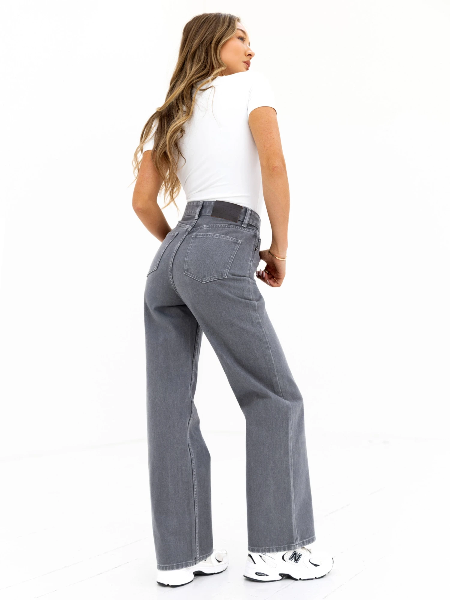 Blakely Wide Leg Jeans - Grey 4 Blakely Wide Leg Jeans - Grey - Image 4