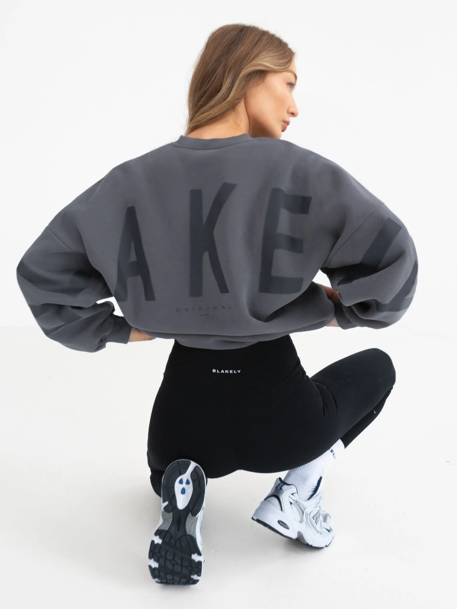 Isabel Tonal Oversized Jumper - Charcoal 6 Isabel Tonal Oversized Jumper - Charcoal - Image 6