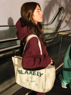 NY Crest Tote Bag - Natural 8 NY Crest Tote Bag - Natural -Blakely Clothing Store NYCRESTTOTED 1