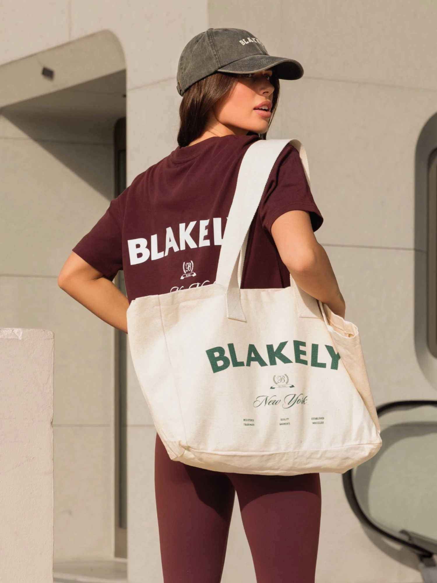 NY Crest Tote Bag - Natural 4 NY Crest Tote Bag - Natural - Image 4