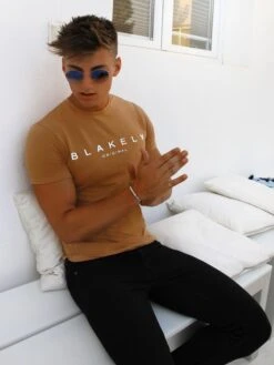 Axson T-Shirt - Gold 10 Axson T-Shirt - Gold -Blakely Clothing Store Rioja6D 0b661cb9 249e 49db 8e96 a7771391e5b5