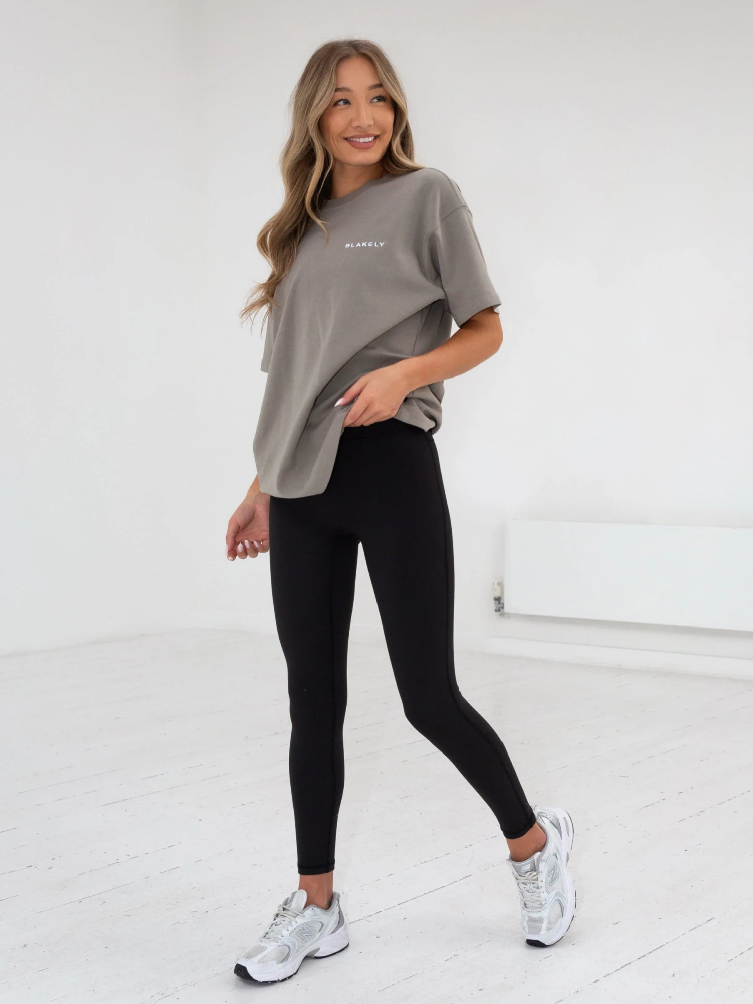 Series Oversized T-Shirt - Stone Grey 3 Series Oversized T-Shirt - Stone Grey - Image 3