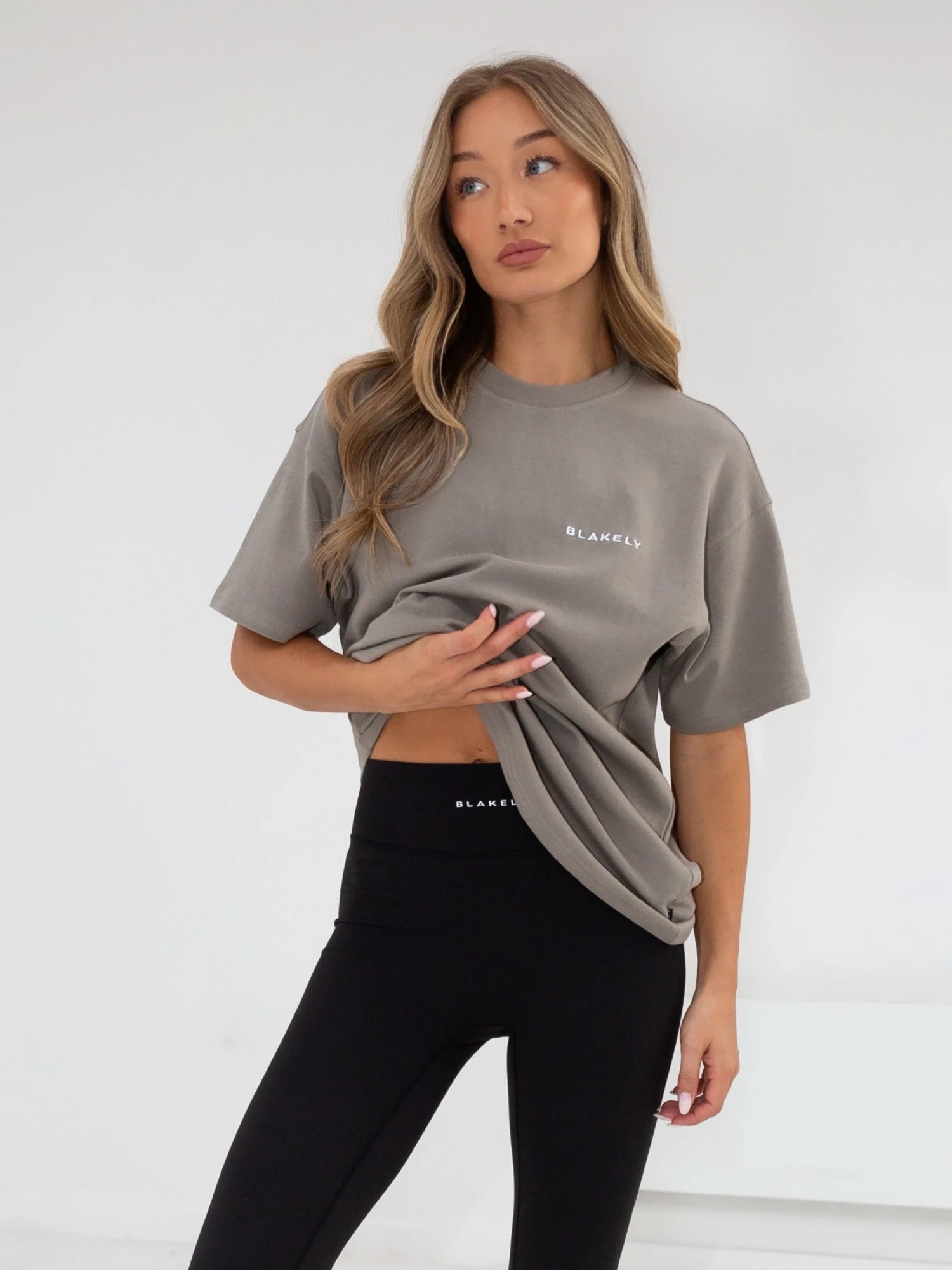 Series Oversized T-Shirt - Stone Grey 4 Series Oversized T-Shirt - Stone Grey - Image 4